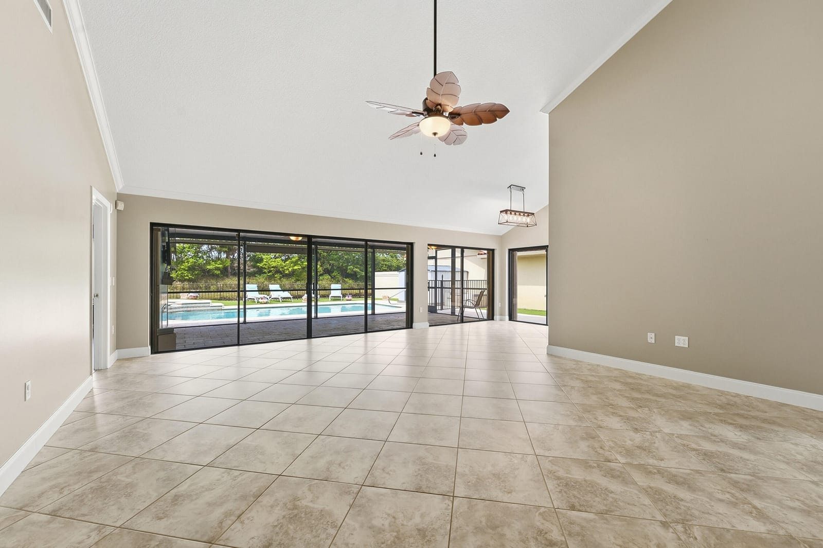 2890 Gettysburg Lane, West Palm Beach, FL 33409 photo 17