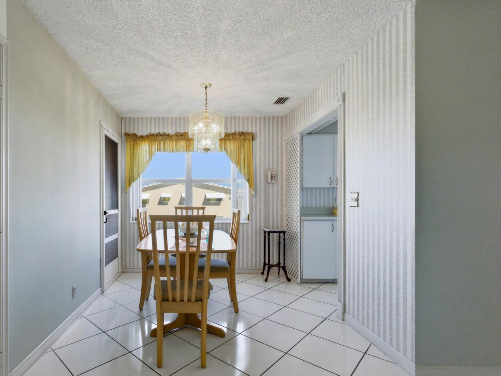 680 W Horizons W 212, Boynton Beach, FL 33435 photo 12