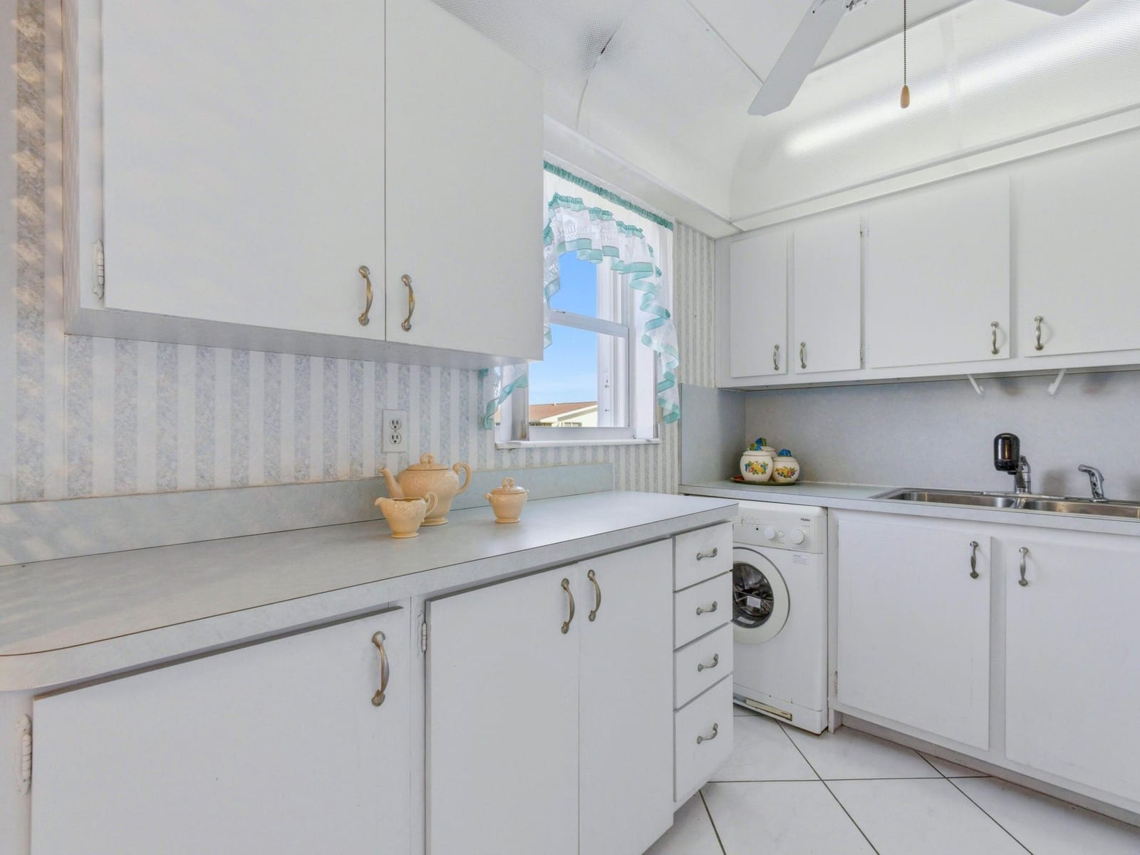 680 W Horizons W 212, Boynton Beach, FL 33435 photo 17