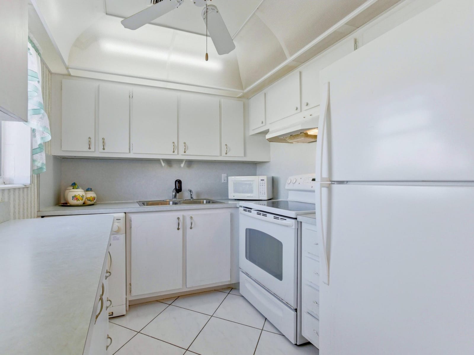 680 W Horizons W 212, Boynton Beach, FL 33435 photo 18