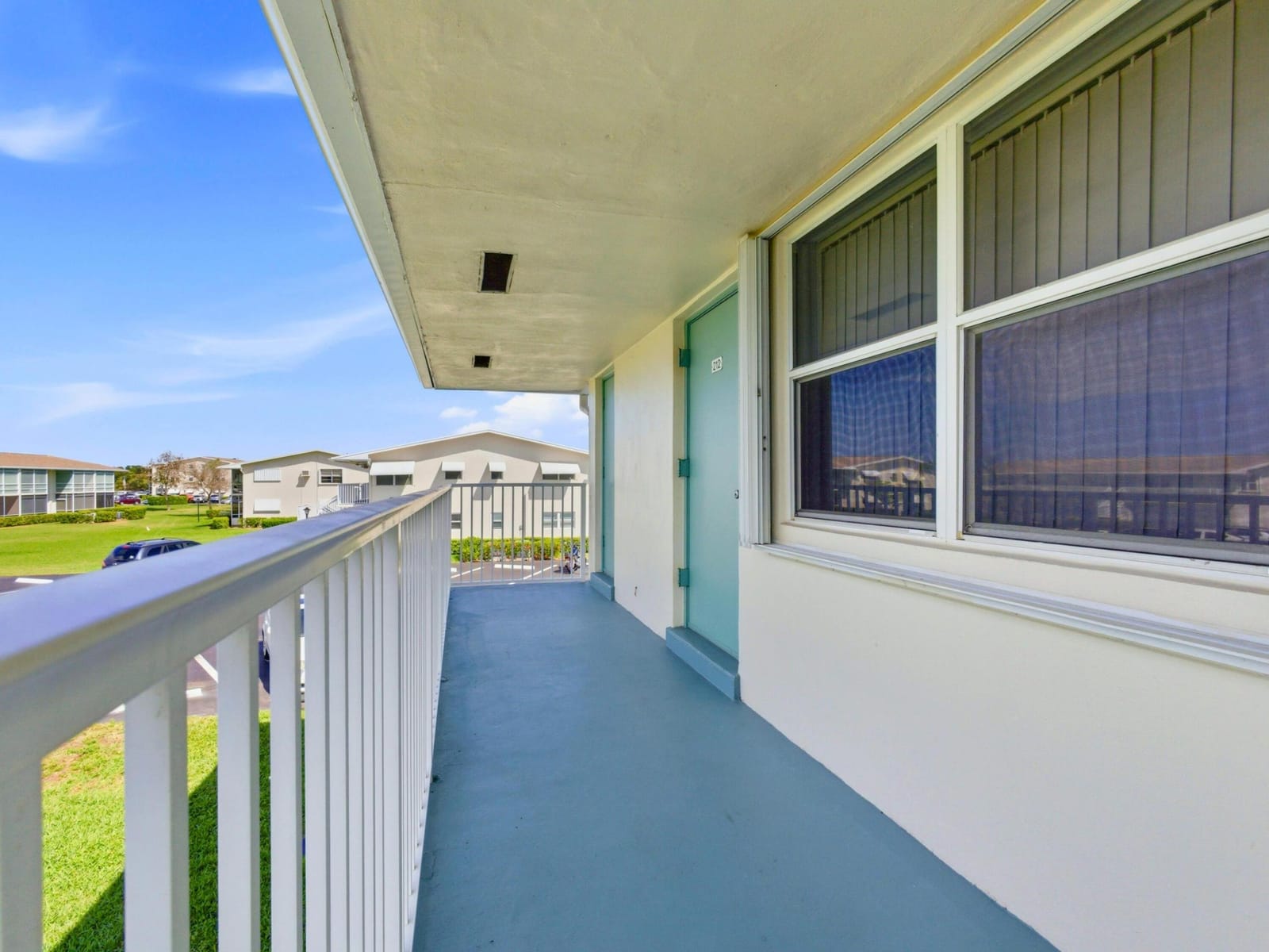 680 W Horizons W 212, Boynton Beach, FL 33435 photo 6