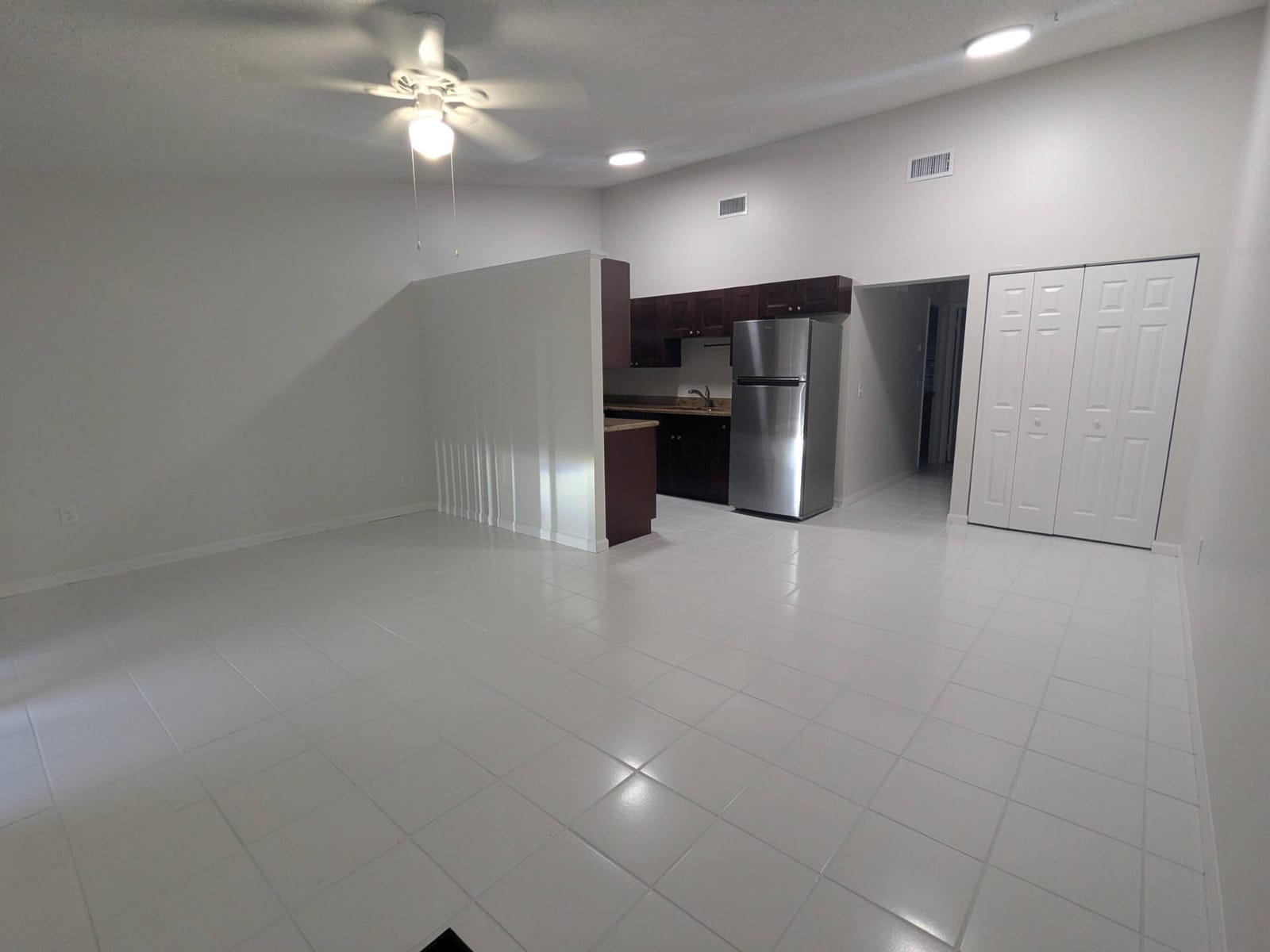 5897 S 37th Street, Greenacres, FL 33463