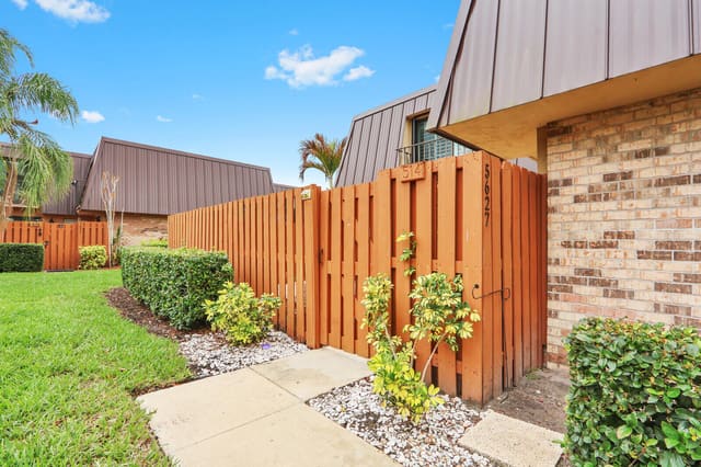 5627 SE Windsong Lane 514, Stuart, FL 34997