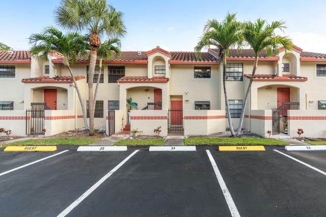 1203 Congressional Way, Deerfield Beach, FL 33442