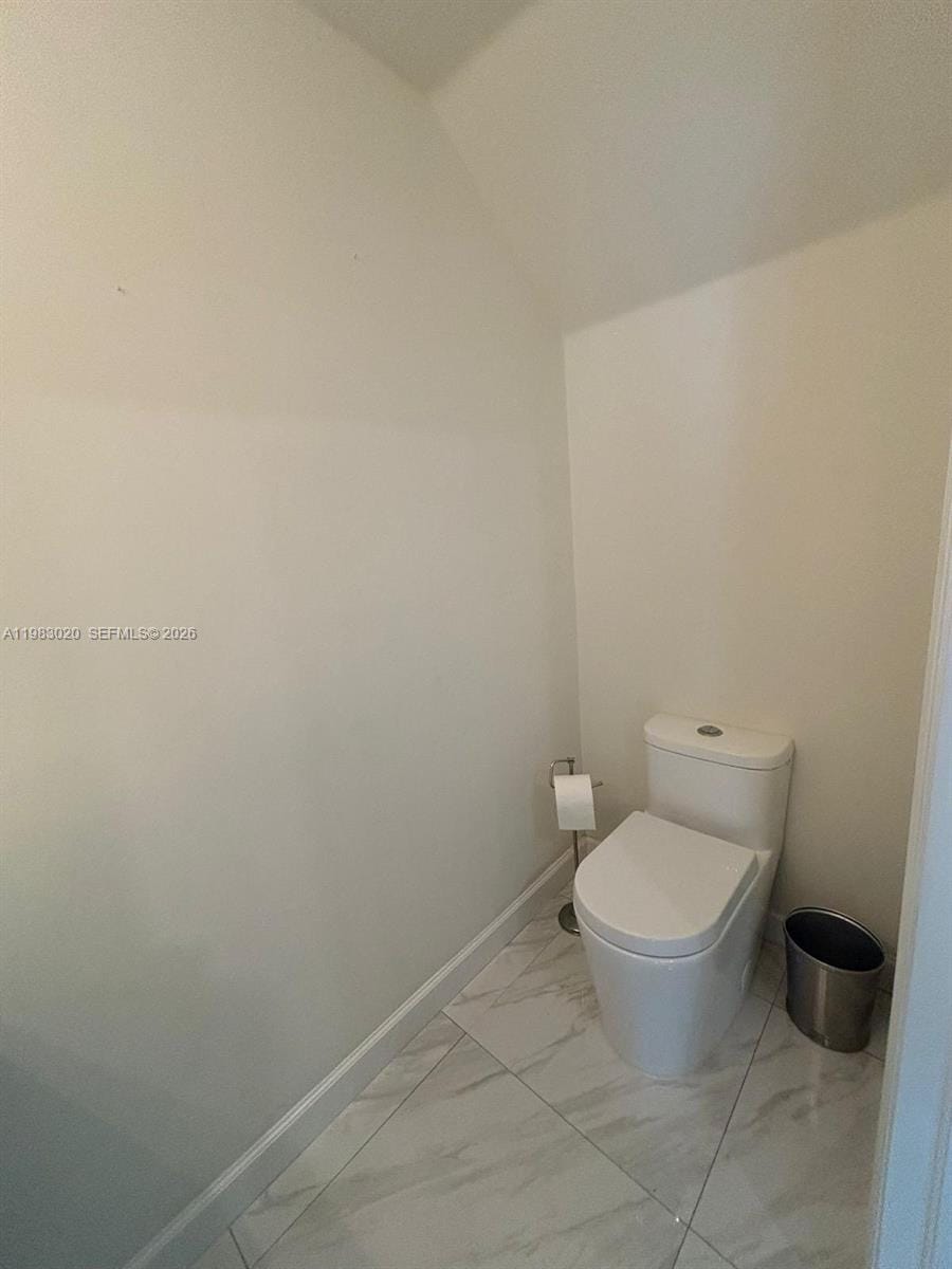 3337 W 105th Terrace, Hialeah, FL 33018 photo 16