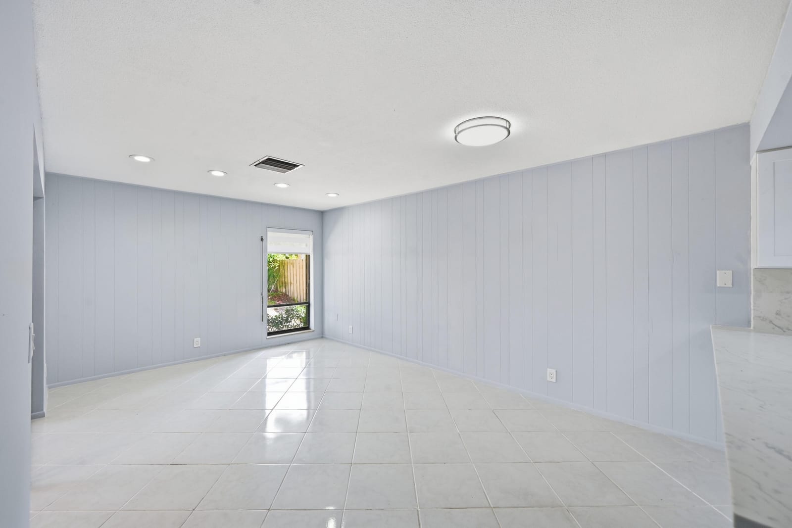 5935 Glenbrook Drive — photo 12