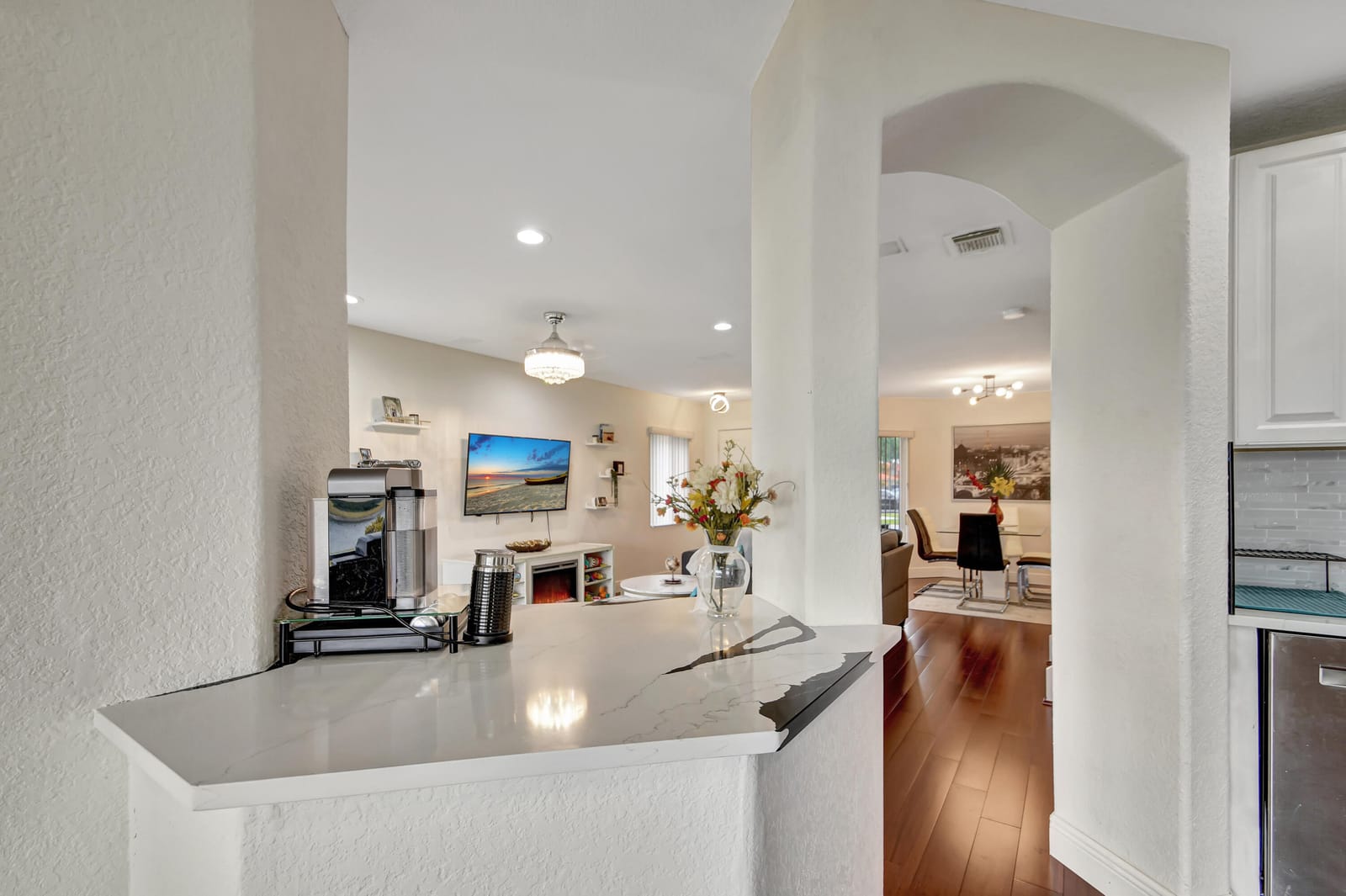 6194 Reynolds Street — photo 11