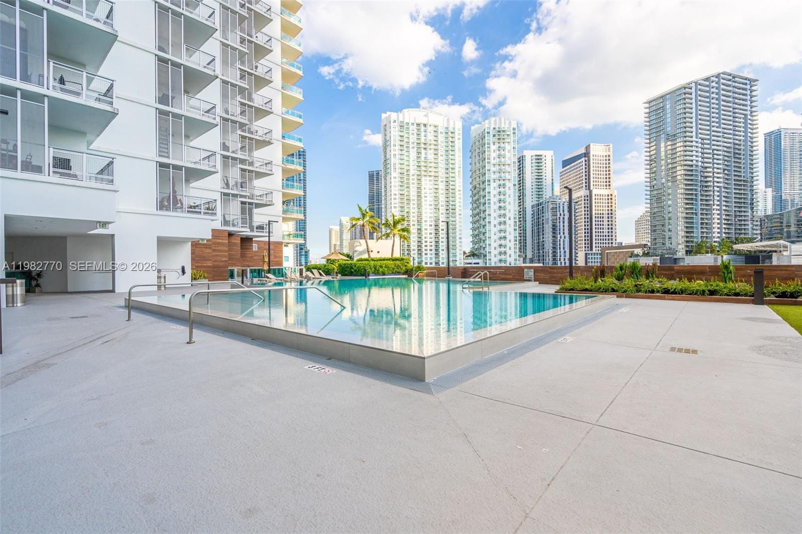 350 S Miami Avenue 2412, Miami, FL 33130 photo 17