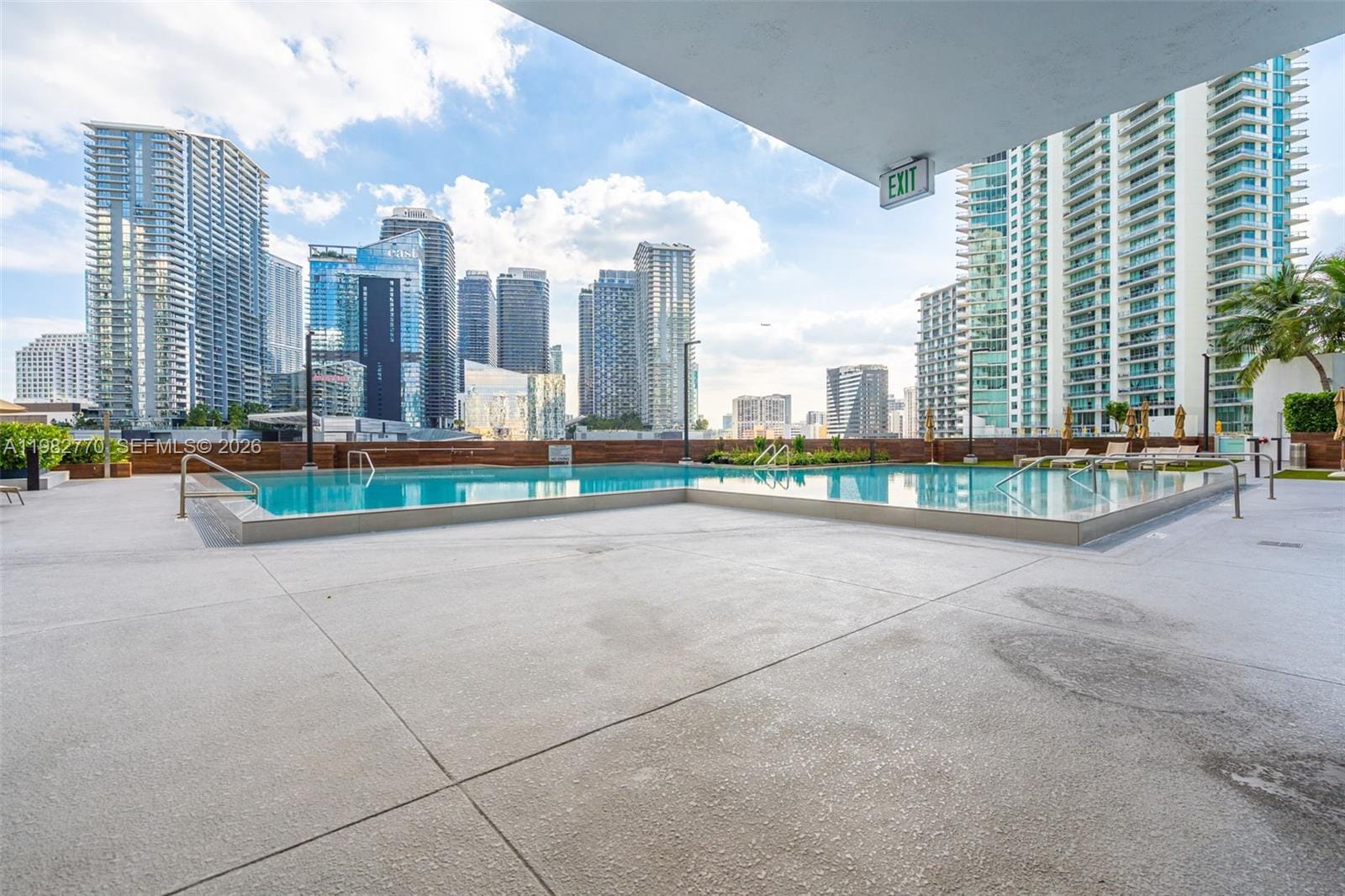 350 S Miami Avenue 2412, Miami, FL 33130 photo 18