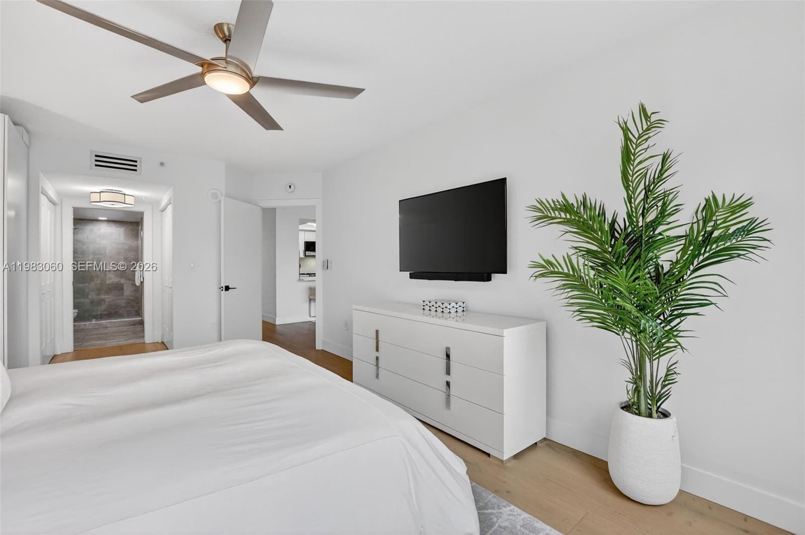 99 SE Mizner Boulevard 824, Boca Raton, FL 33432 photo 18
