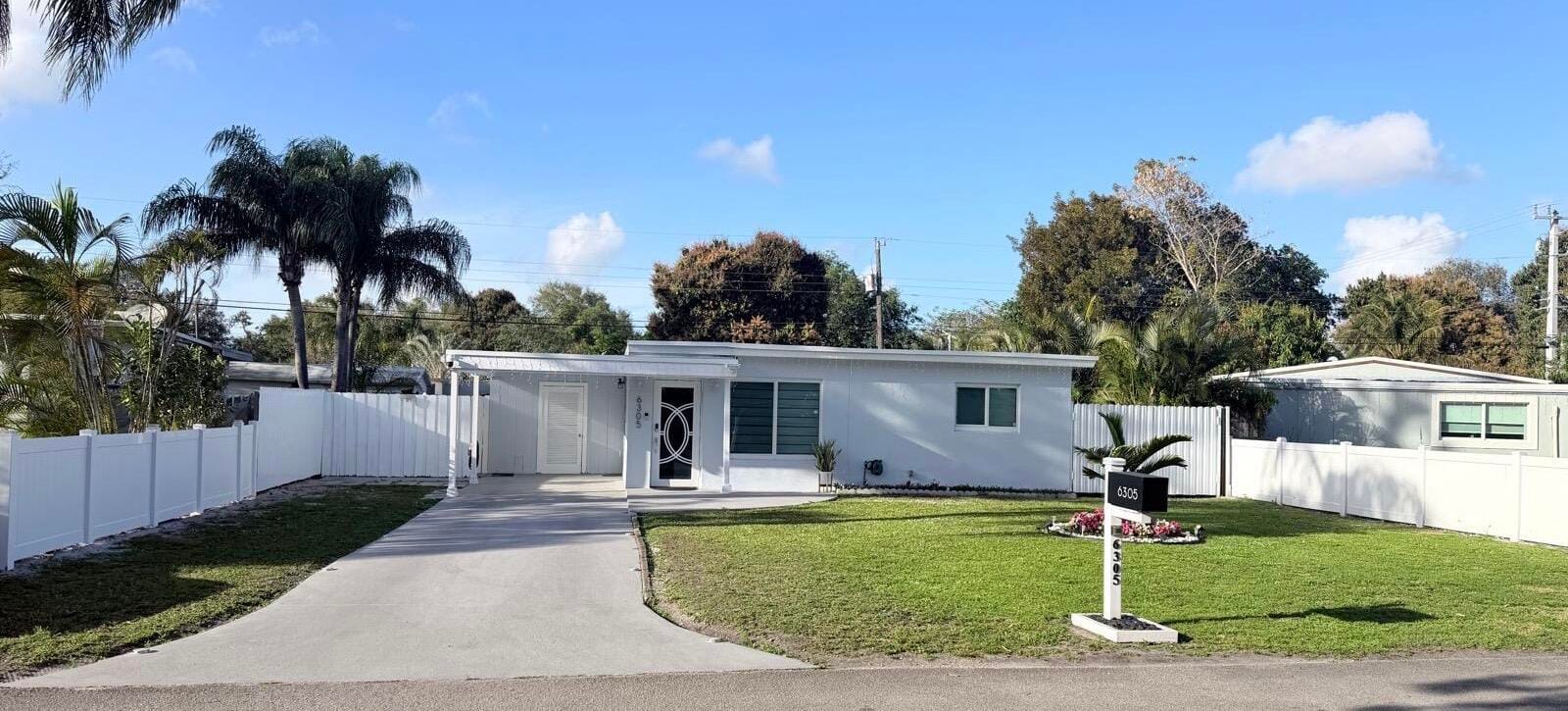 6305 Garfield Street, Hollywood, FL 33024 photo 2