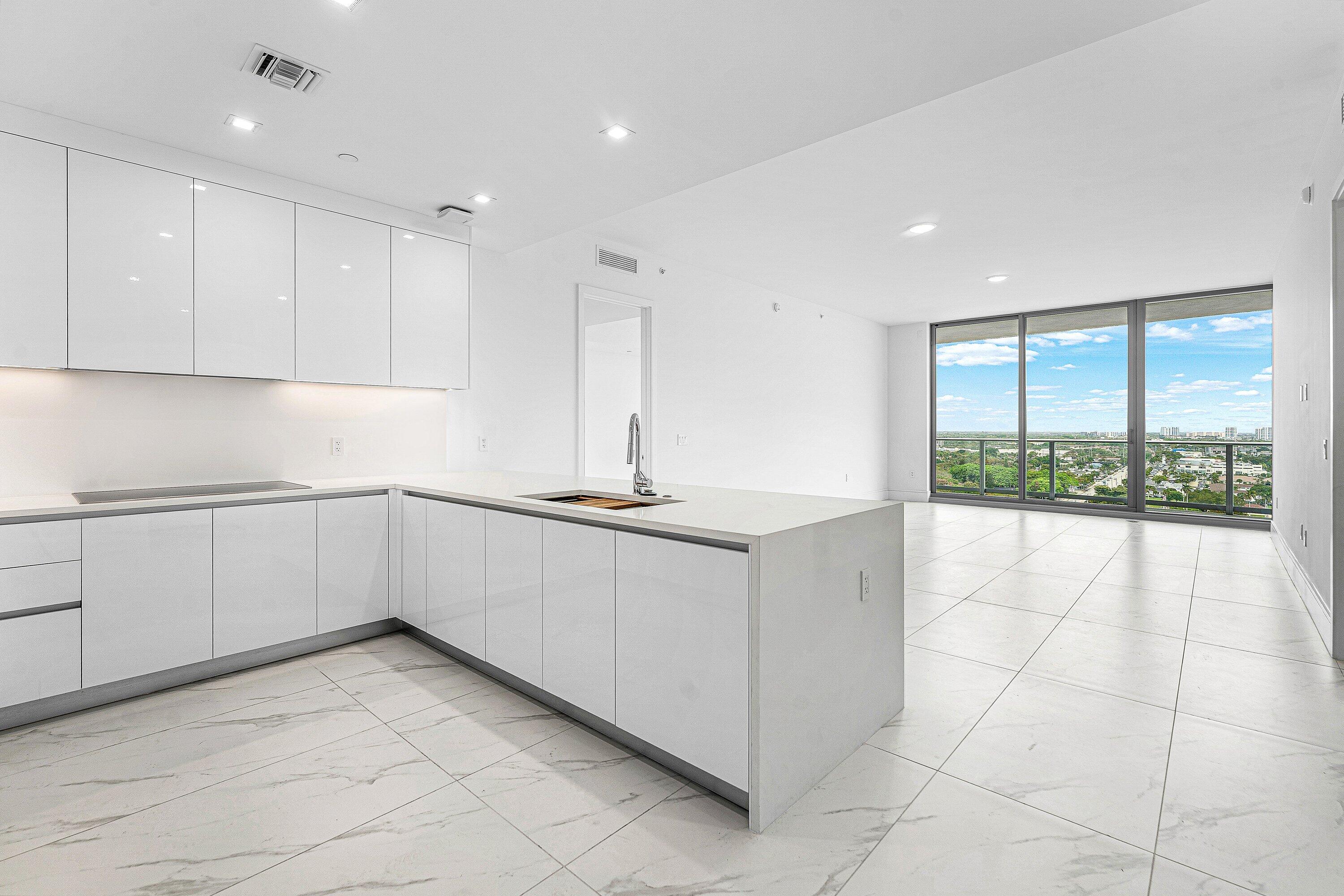 220 Lake Shore Drive 1613, Lake Park, FL 33403, Lake Park