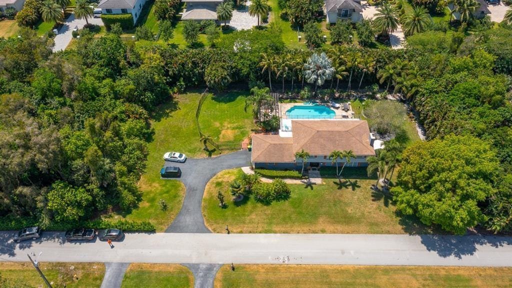 11650 SW 1st Street, Plantation, FL 33325