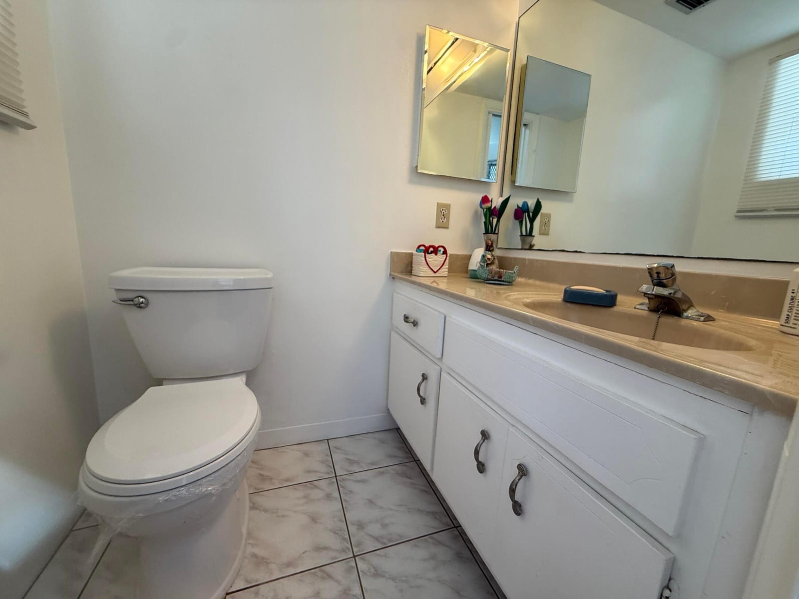 3001 NW 46th Avenue 204, Lauderdale Lakes, FL 33313 photo 11