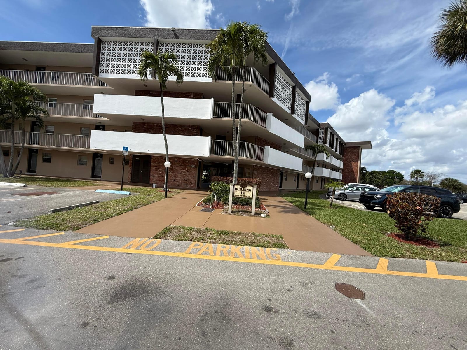 3001 NW 46th Avenue 204, Lauderdale Lakes, FL 33313 photo 17