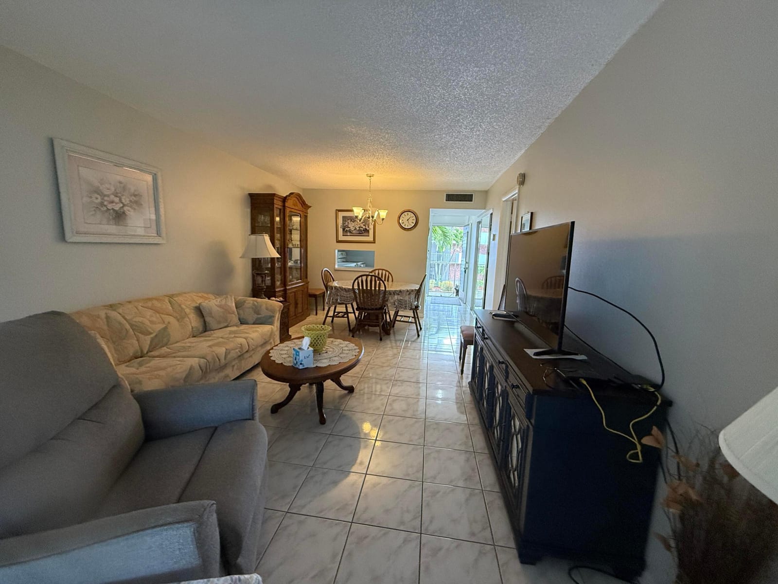 3001 NW 46th Avenue 204, Lauderdale Lakes, FL 33313 photo 3