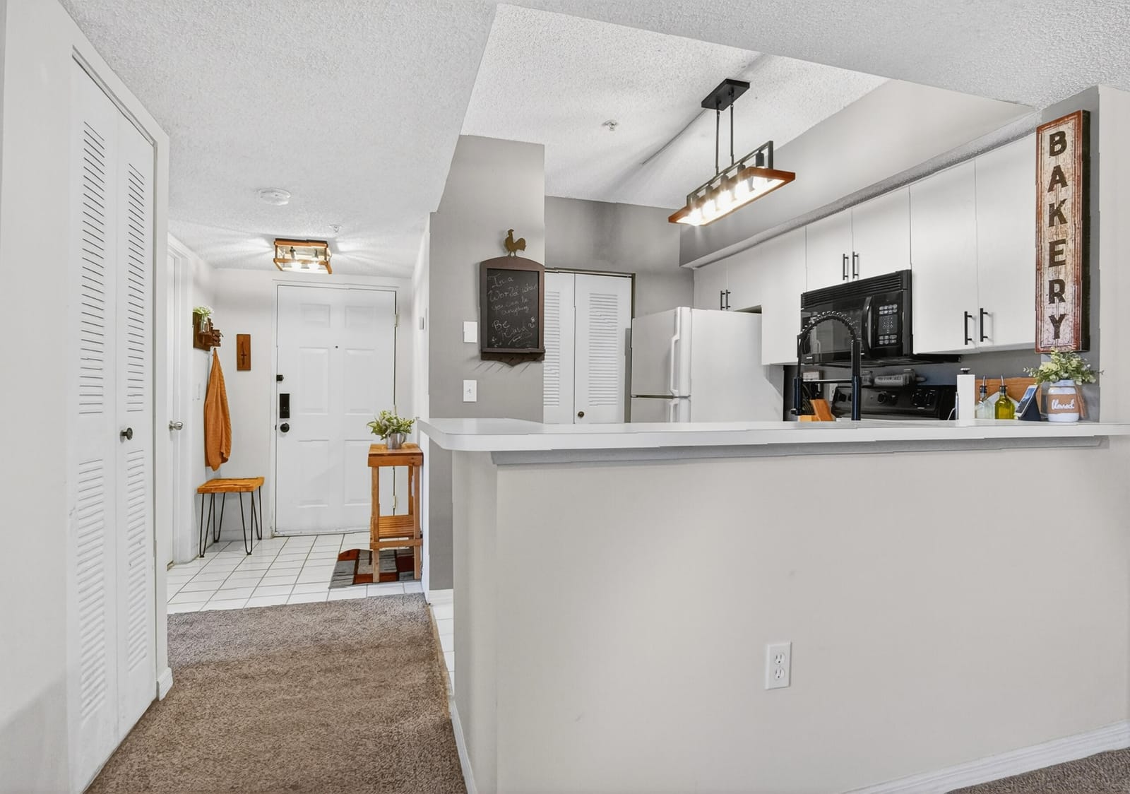 1640 N 42nd Circle Unit 305 — photo 4