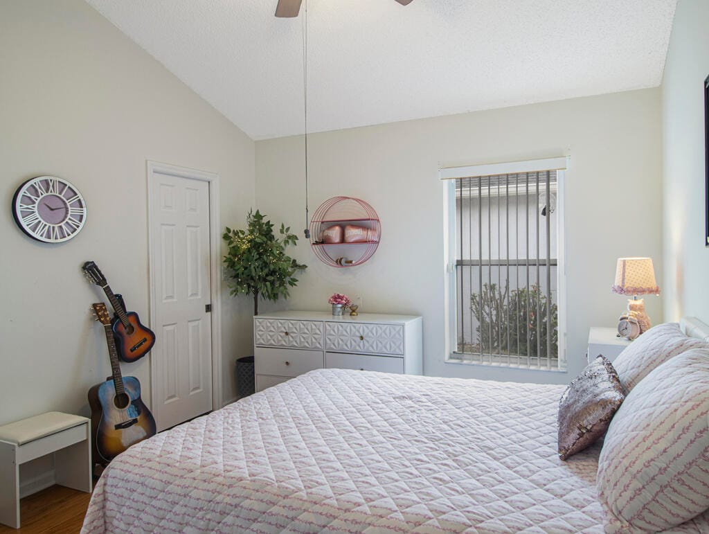 107 Saratoga Boulevard E, West Palm Beach, FL 33411 photo 14