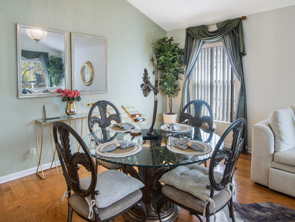 107 Saratoga Boulevard E, West Palm Beach, FL 33411 photo 8