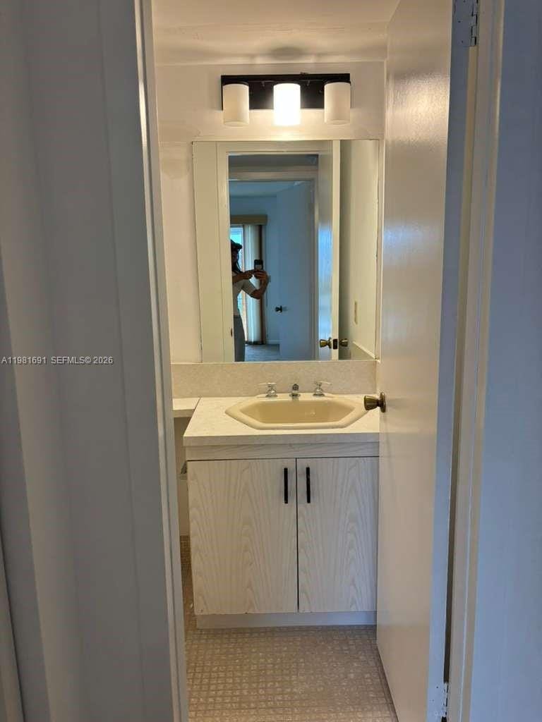 2052 Exeter C 2052 2052, Boca Raton, FL 33434 photo 30