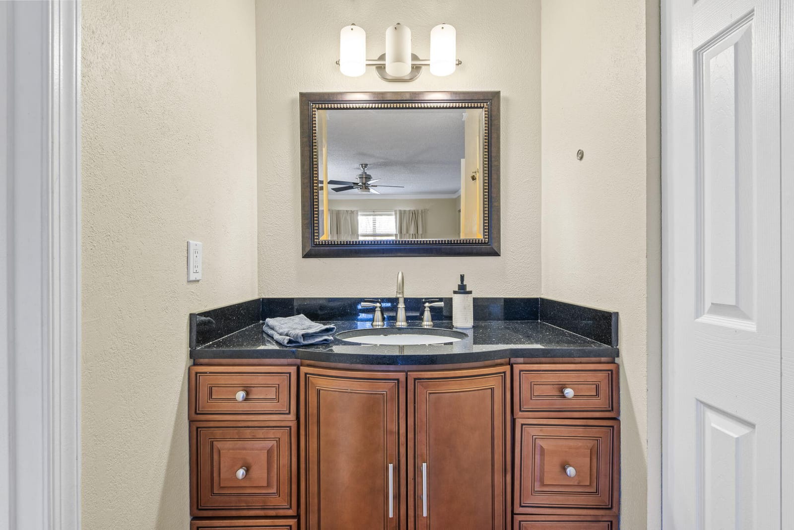 6300 S Falls Circle Drive 311, Lauderhill, FL 33319 photo 13