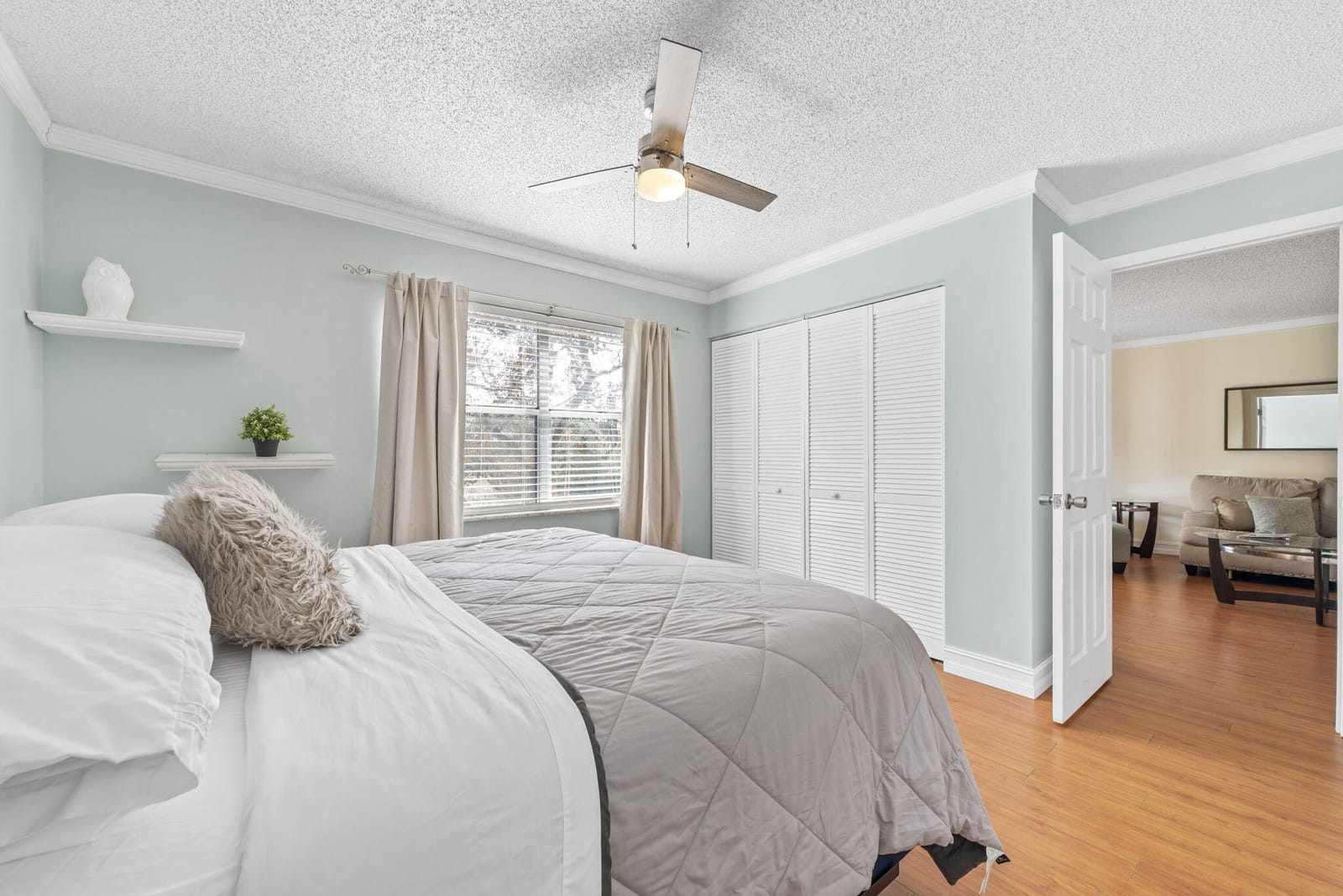 6300 S Falls Circle Drive 311 — photo 9