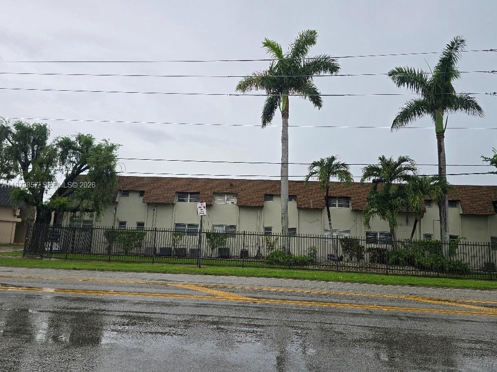 3901 SW 112th Avenue 38 — photo 12