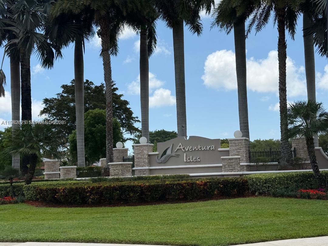 424 NE 194th Terrace, Miami, FL 33179, Miami