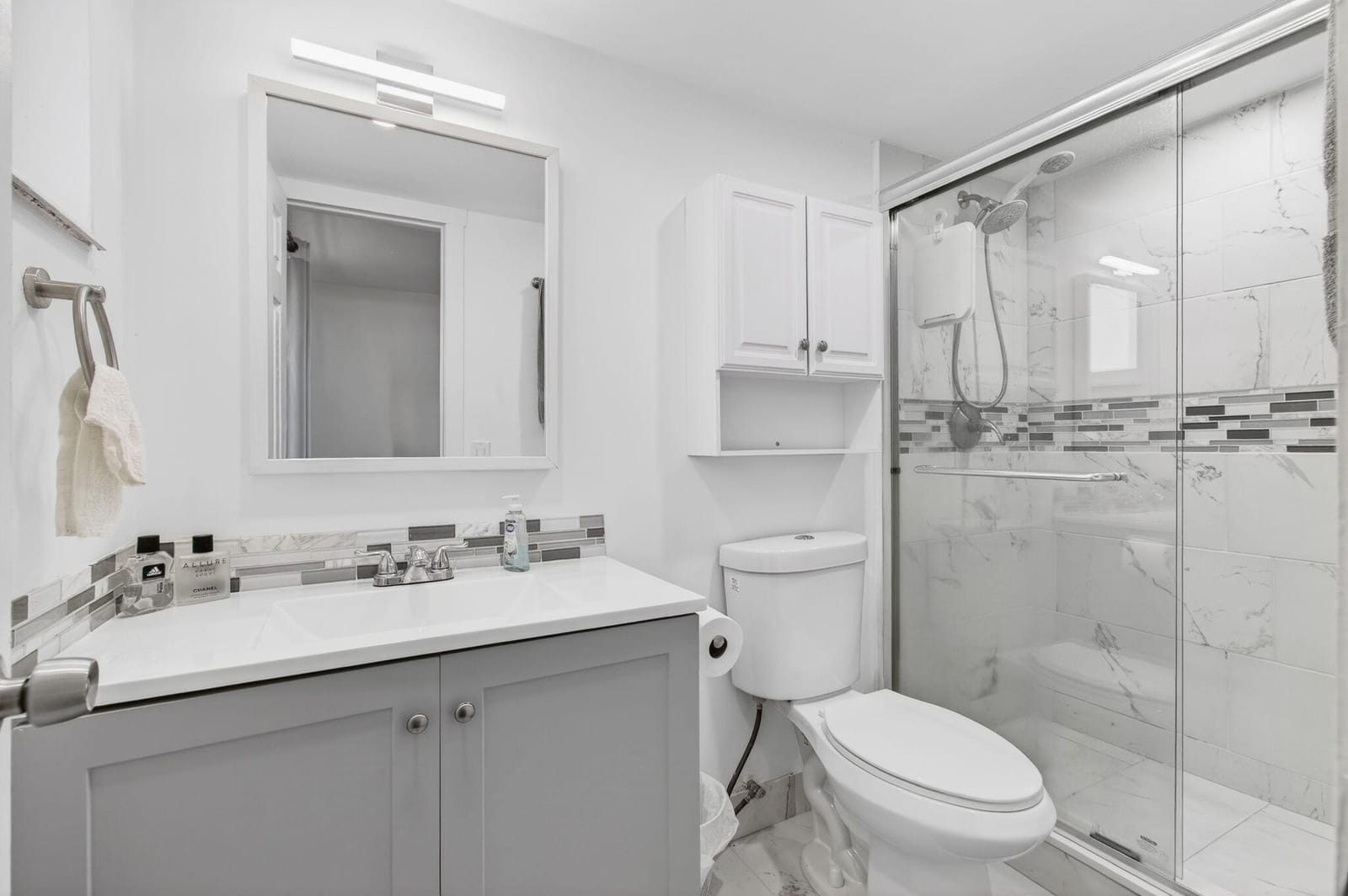 1060 Crystal Lake Drive 203, Deerfield Beach, FL 33064 photo 14