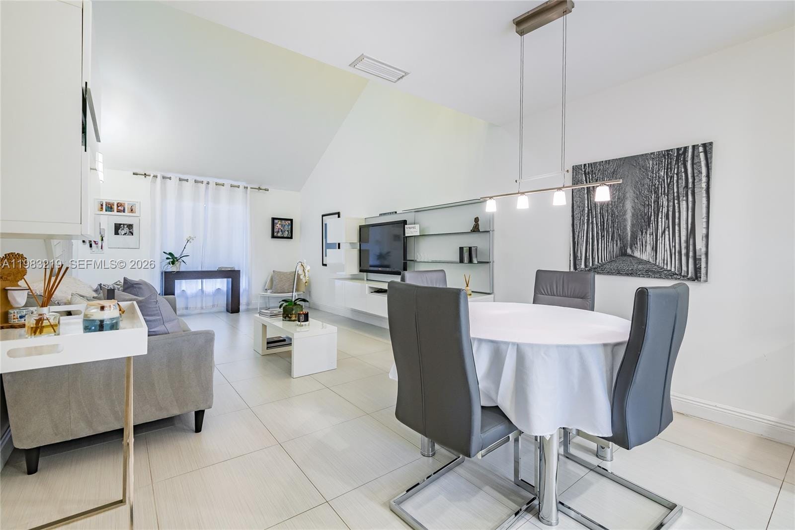 370 SE 2nd Avenue G3, Deerfield Beach, FL 33441 photo 5