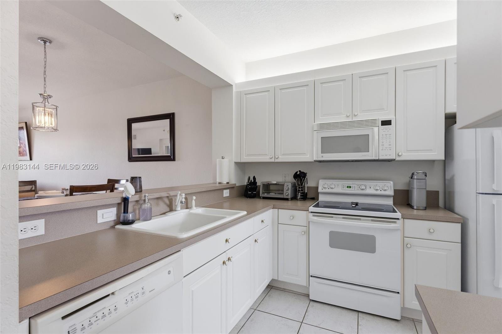 7765 Yardley Drive 313, Tamarac, FL 33321 photo 6