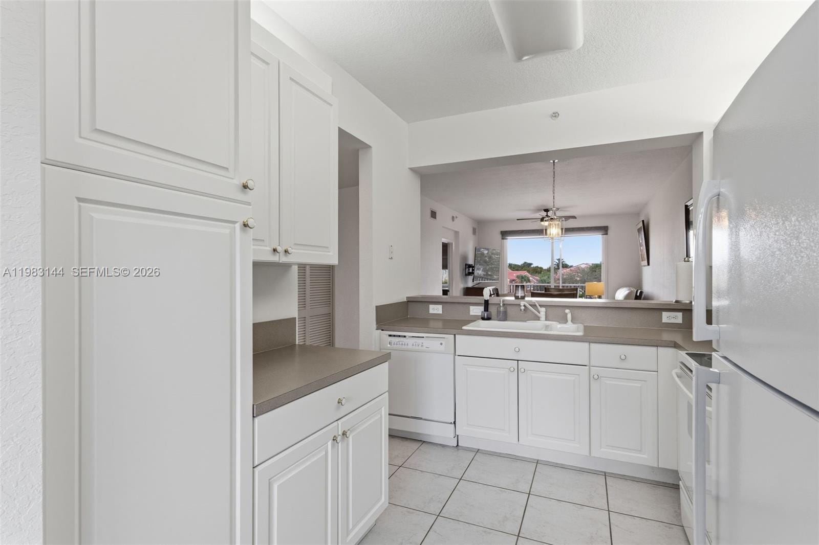 7765 Yardley Drive 313, Tamarac, FL 33321 photo 7