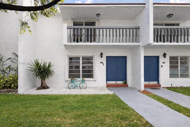 9430 SW 170th Street 303, sold in Heritage Square Condo, Palmetto Bay, FL