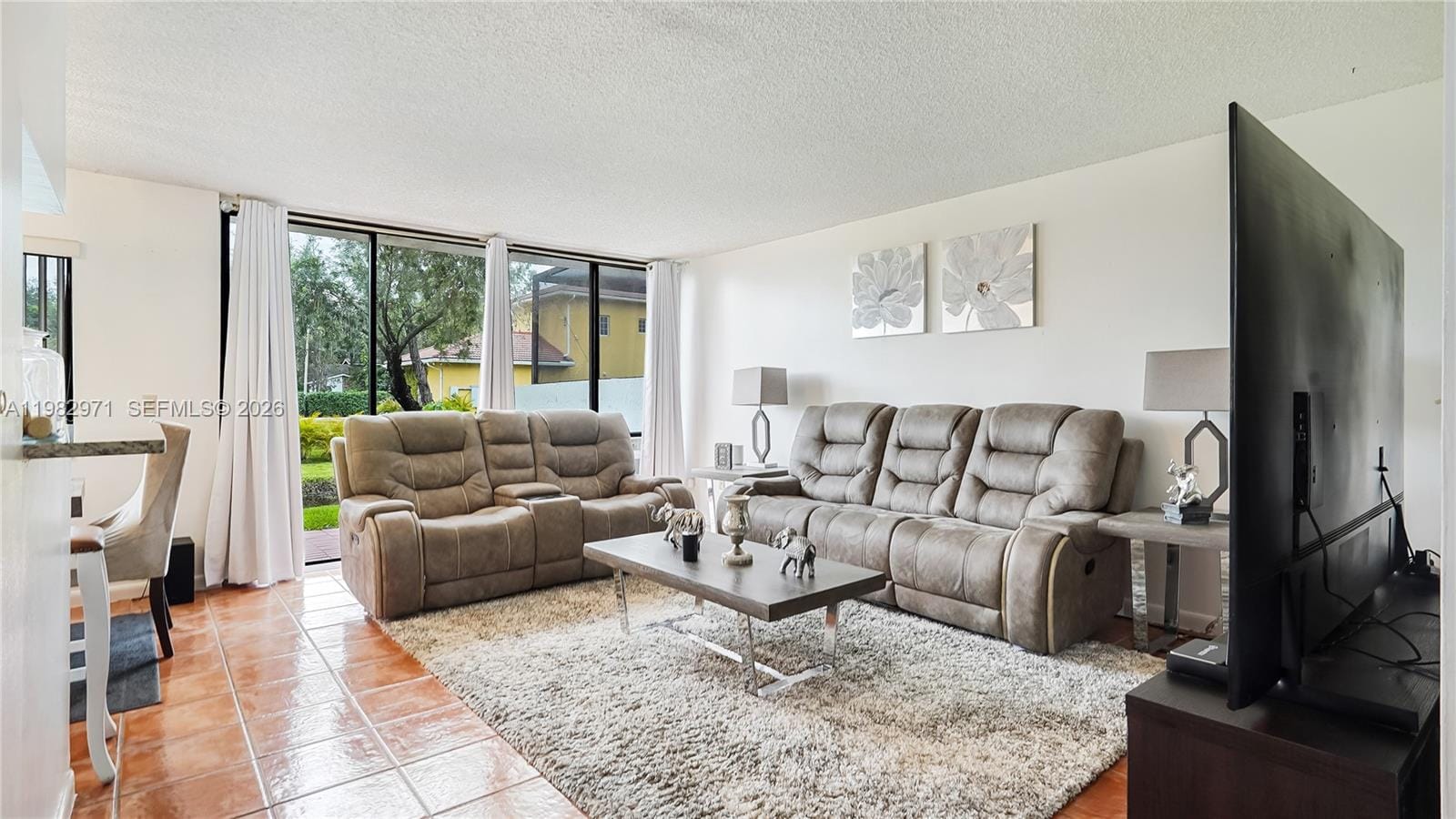 11524 Terra Bella Boulevard, Plantation, FL 33325