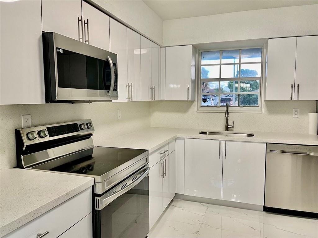 841 NE 51st Street, Pompano Beach, FL 33064 photo 12