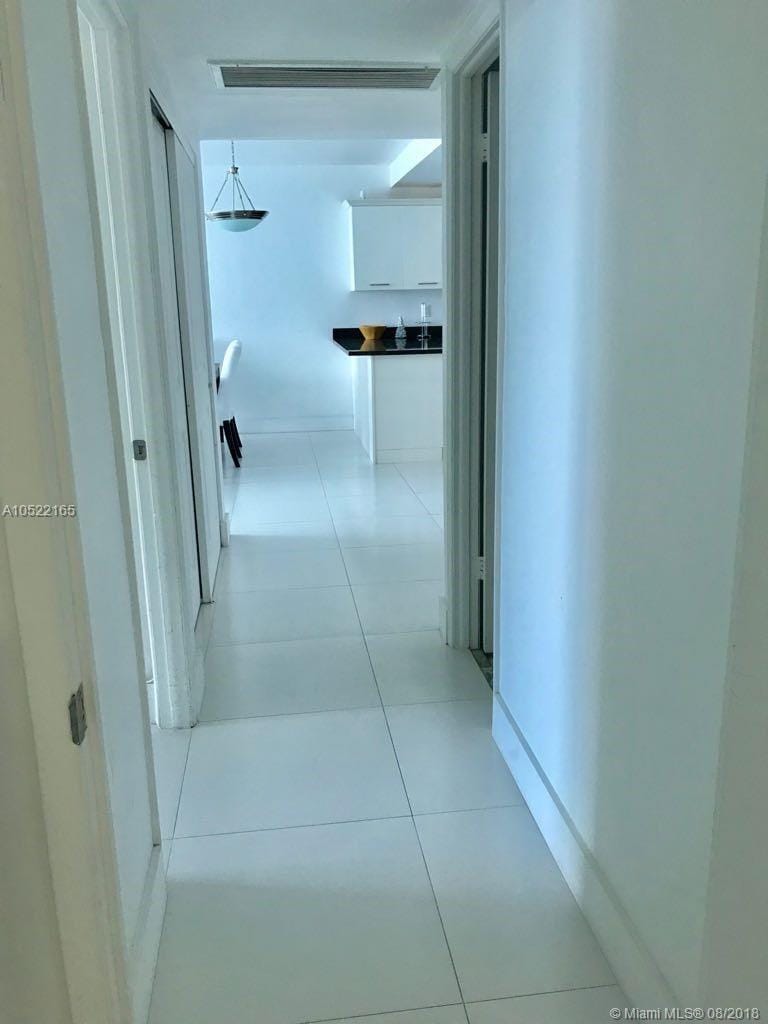 19390 Collins Avenue 901 — photo 10