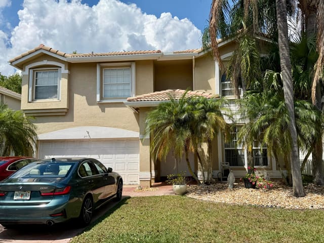 2401 NW 139th Avenue, sold in Sawgrass Preserve, Sunrise, FL