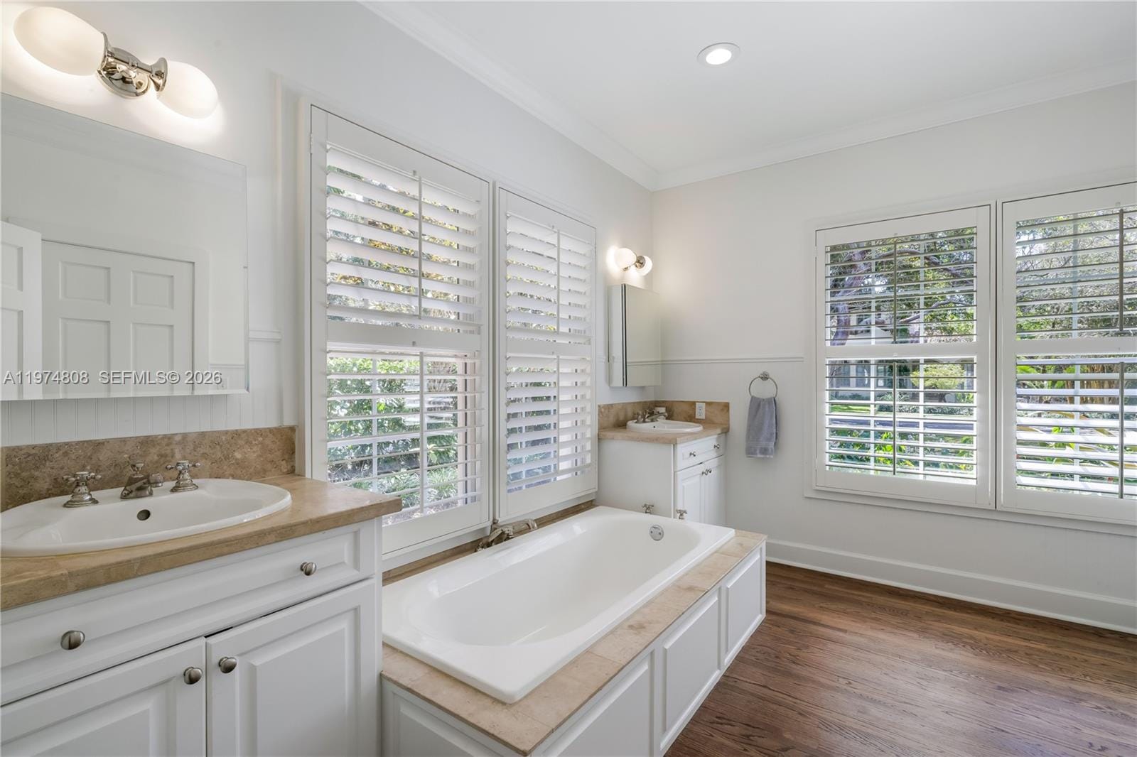 935 Escobar Avenue, Coral Gables, FL 33134 photo 13