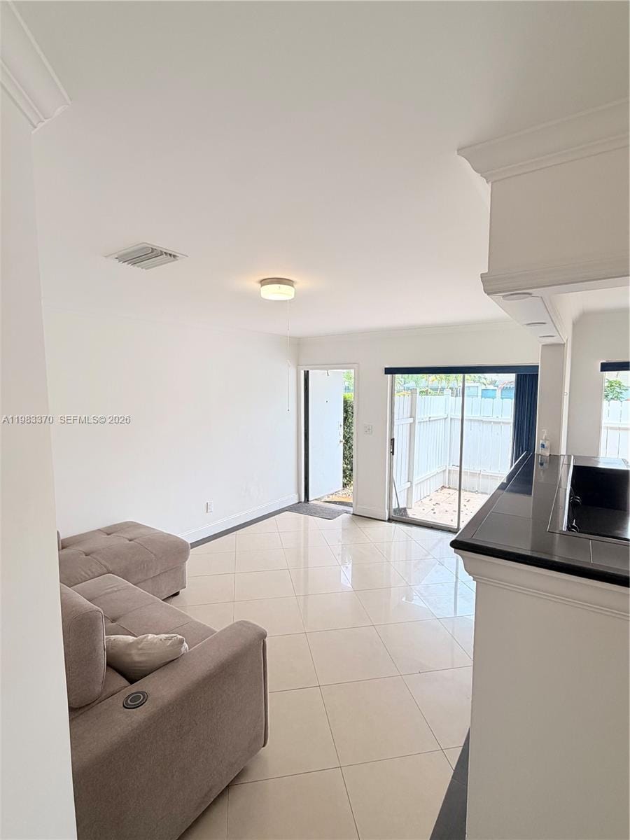 3000 NW 5th Terrace 106, Pompano Beach, FL 33064 photo 6