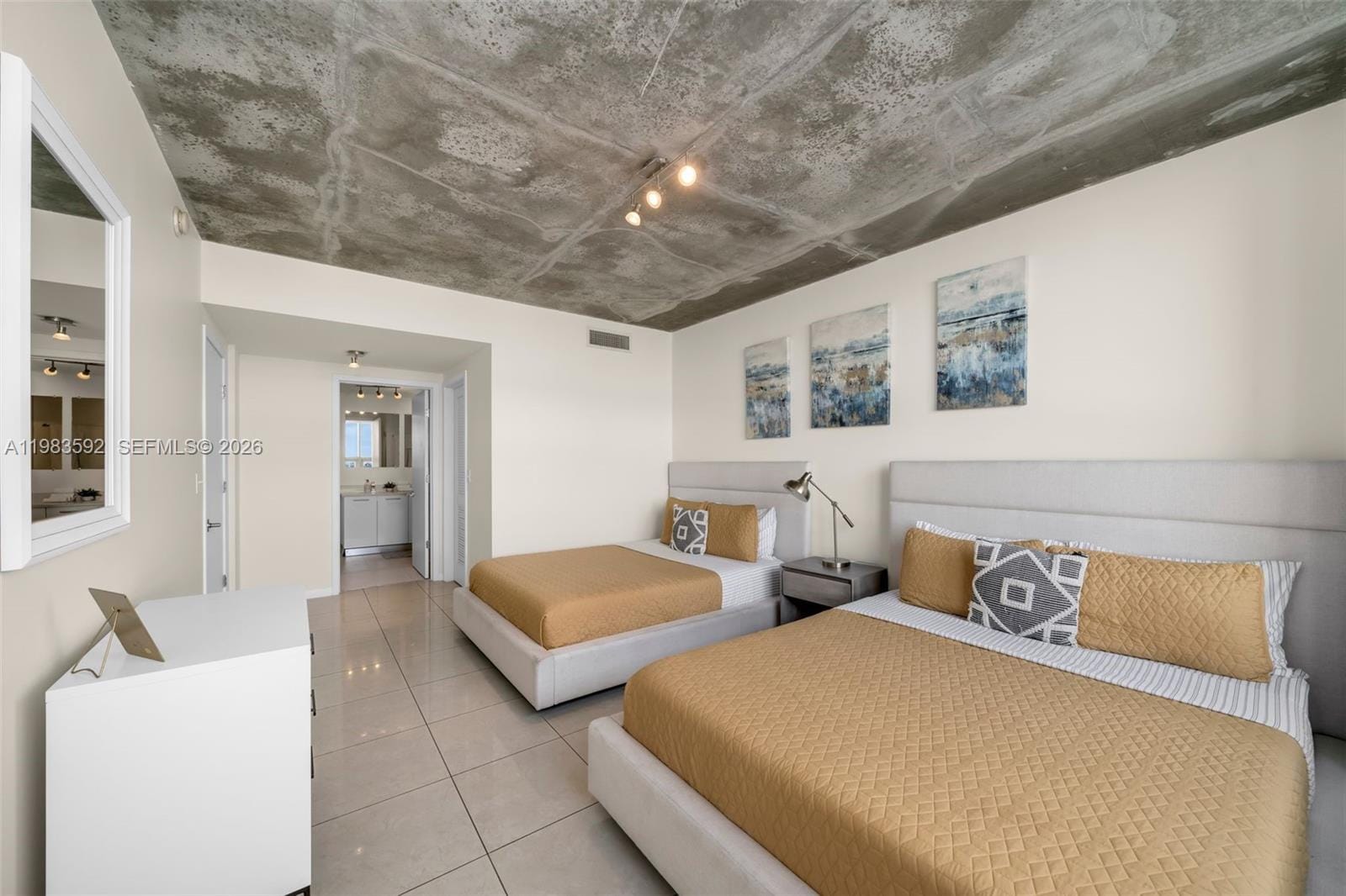 3250 NE 1st Avenue 814, Miami, FL 33137 photo 17