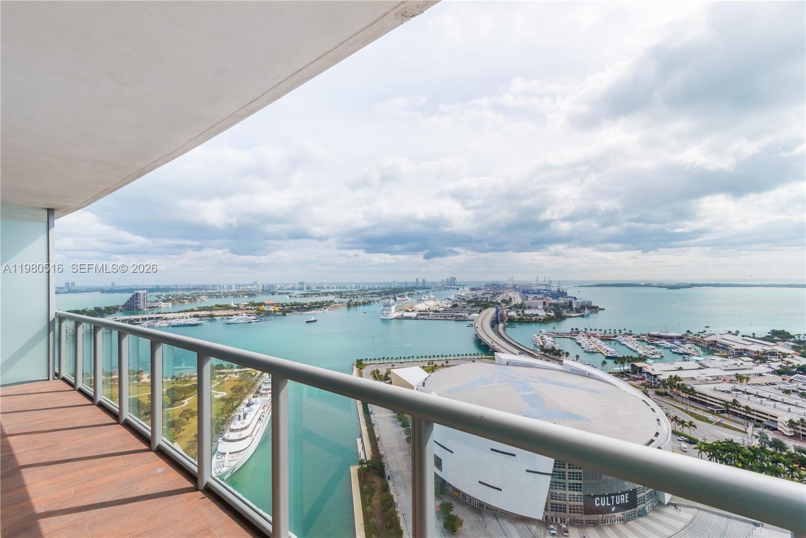 888 Biscayne Boulevard 3506, Miami, FL 33132 photo 16