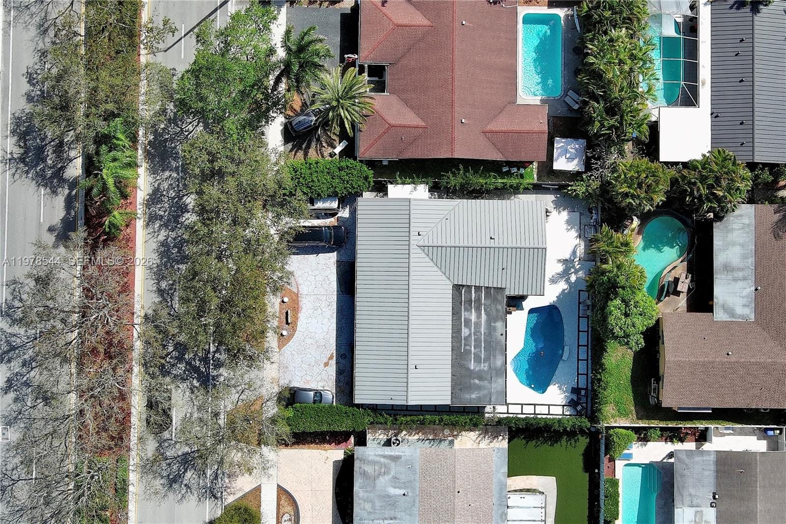 1140 N Douglas Road, Pembroke Pines, FL 33024 photo 29