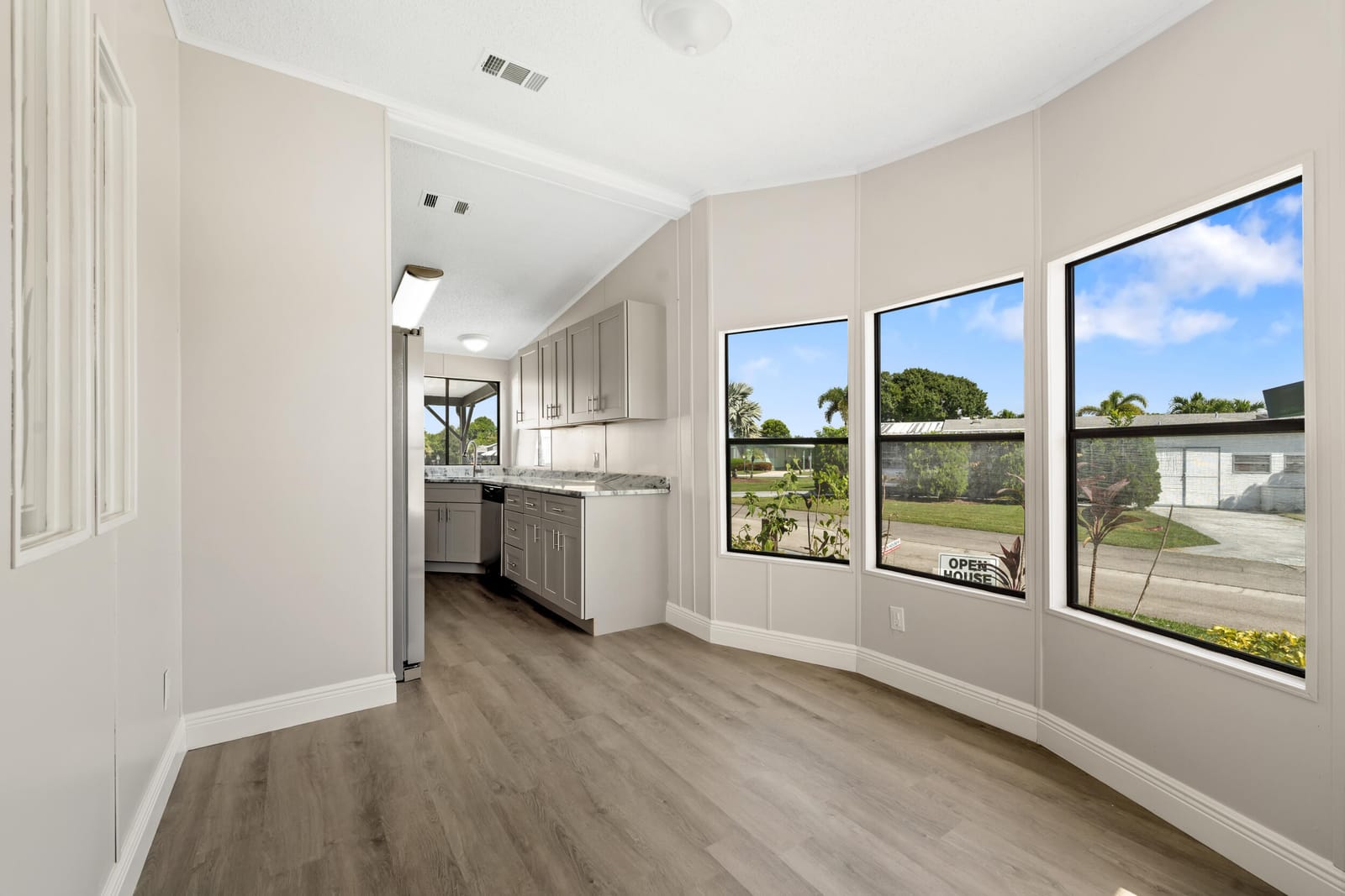 8589 Florence Drive — photo 8