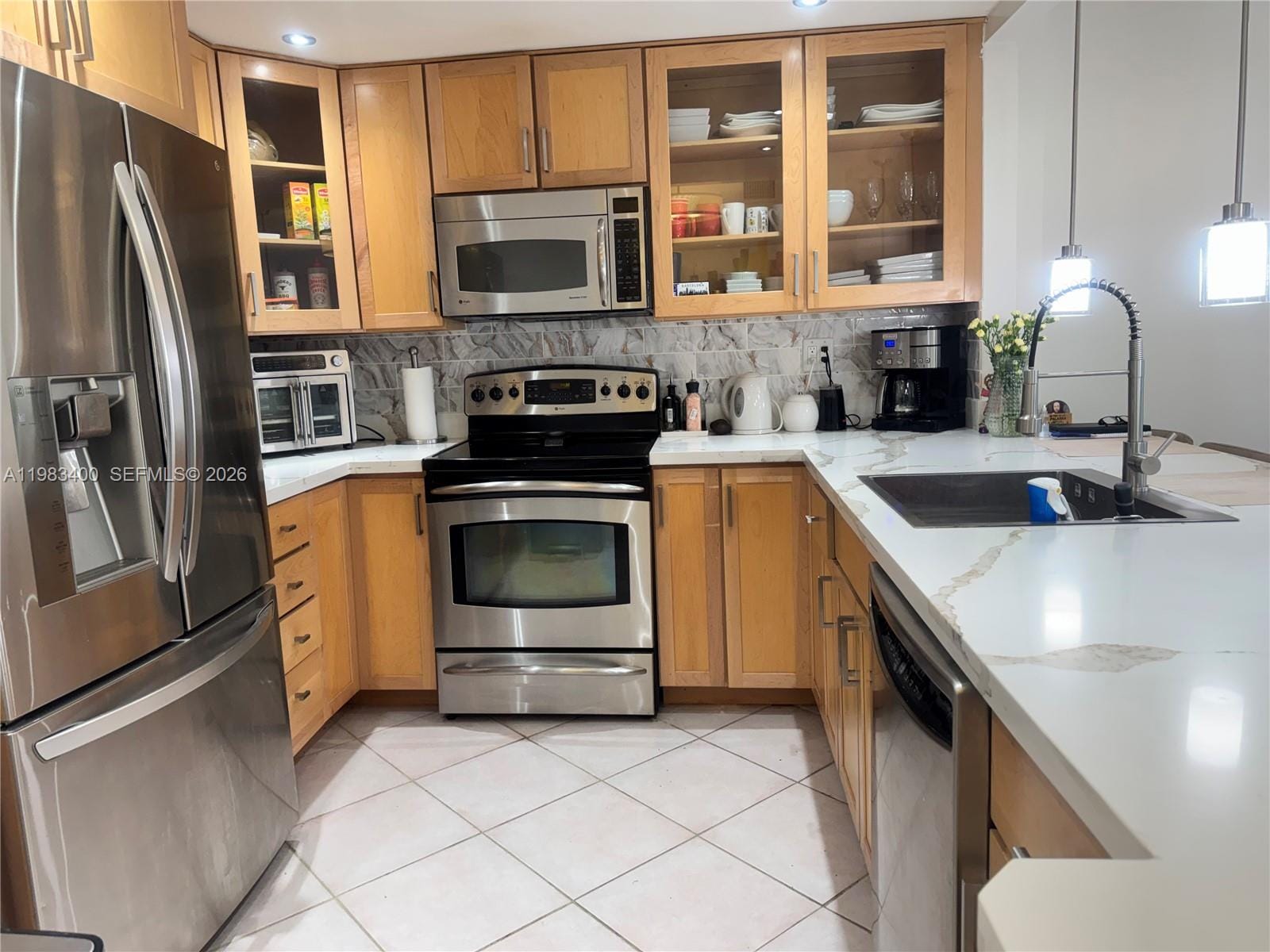 3600 NE 170 Street Apt.D.406, North Miami Beach, FL 33160 photo 14