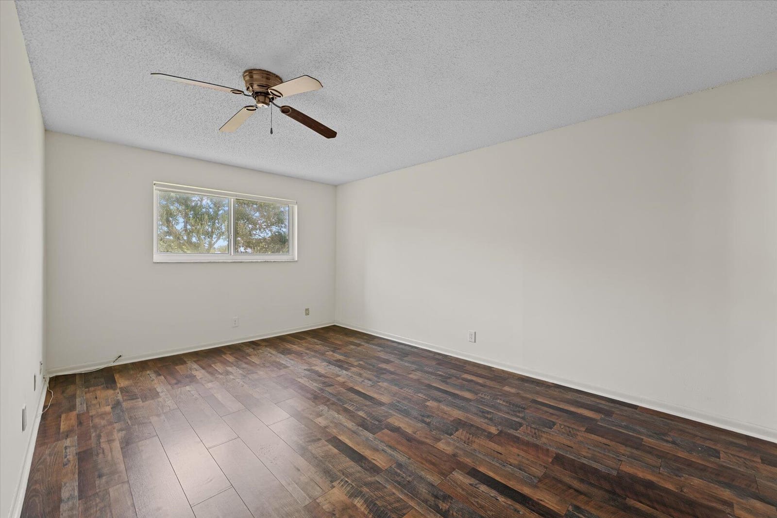 719 Lori Drive 204 — photo 12