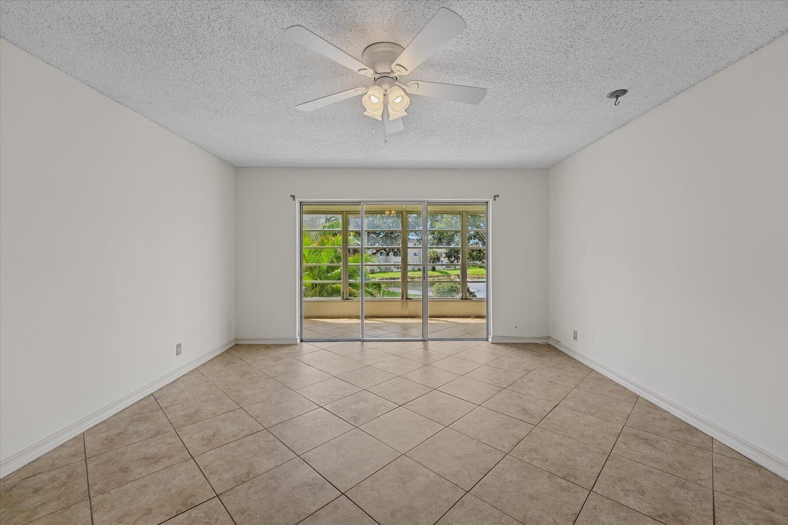719 Lori Drive 204 — photo 7