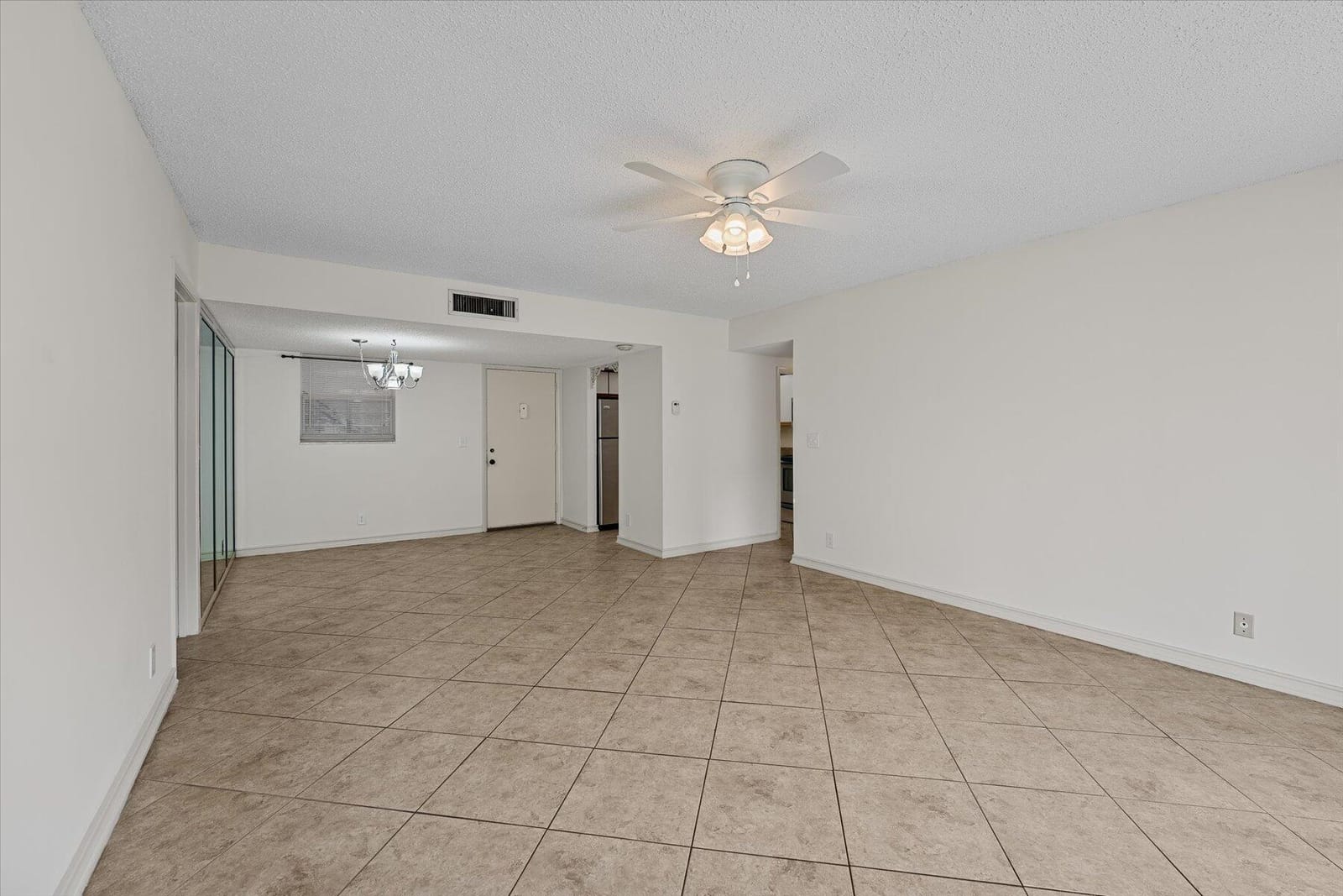 719 Lori Drive 204 — photo 10