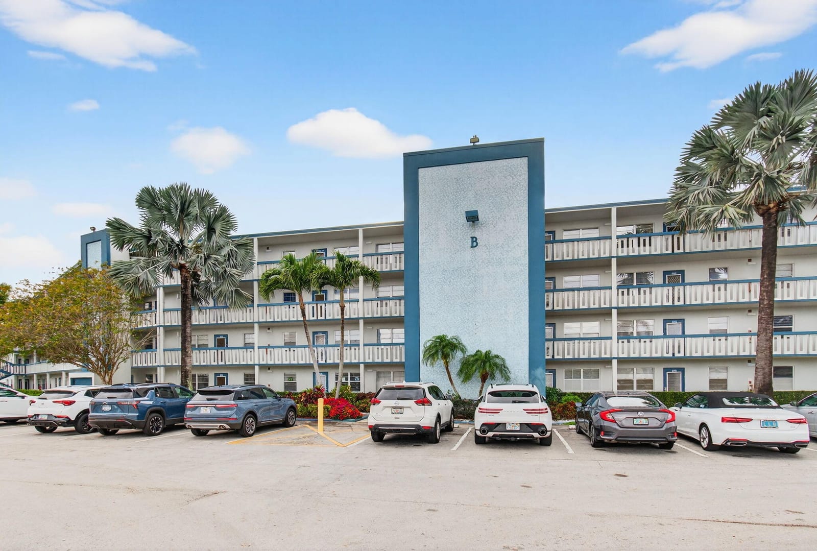 3032 Lincoln B, Boca Raton, FL 33434 photo 2