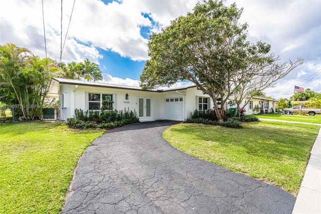 9990 Broad Channel Drive, Cutler Bay, FL 33157