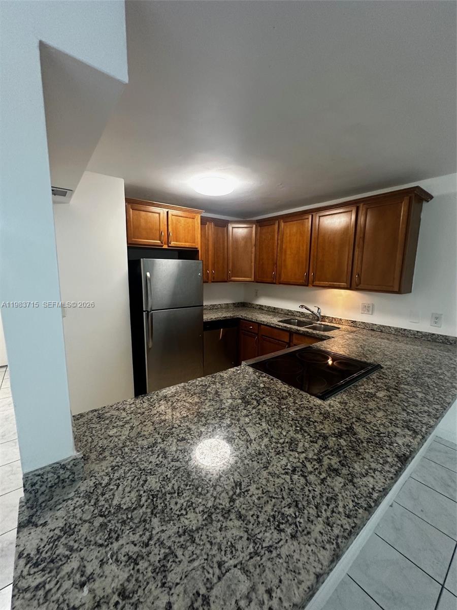 8050 NW 8th Street 1102, Miami, FL 33126, Miami